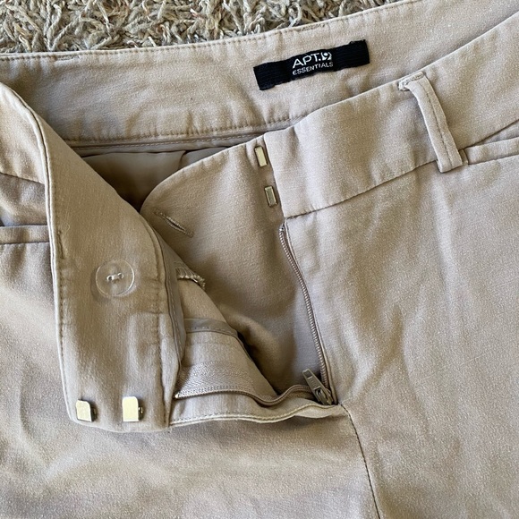 Apt 9 Shorts - Picture 2 of 5